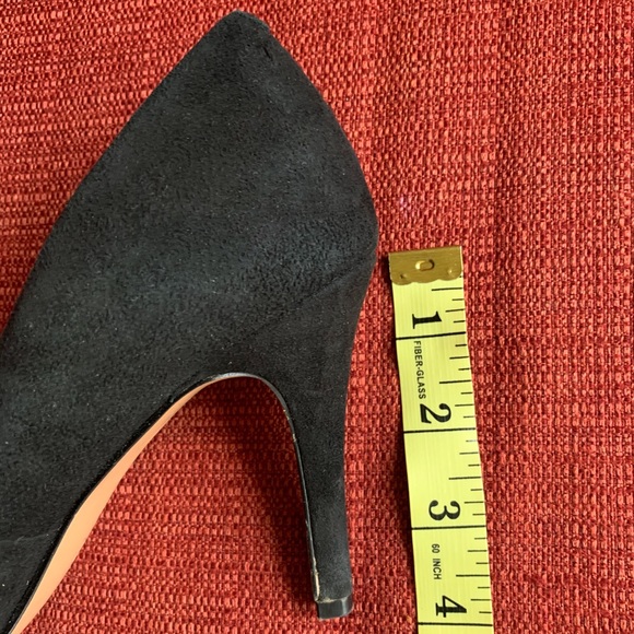 Black Suede Nine West Pumps - Picture 2 of 2